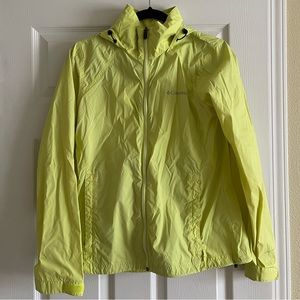 Columbia Omni Shield Spring Yellow/Neon Light Rain Jacket (size M)